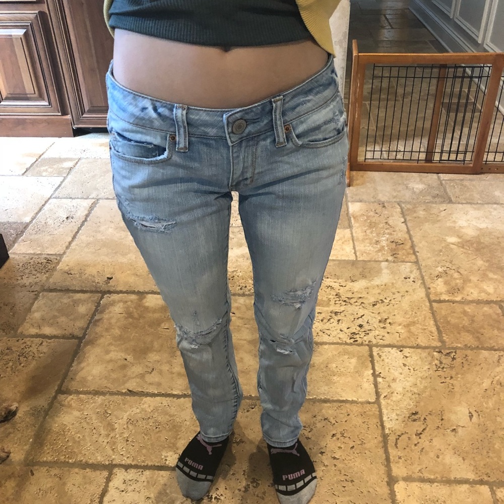 American Eagle Jeans 00 very light blue